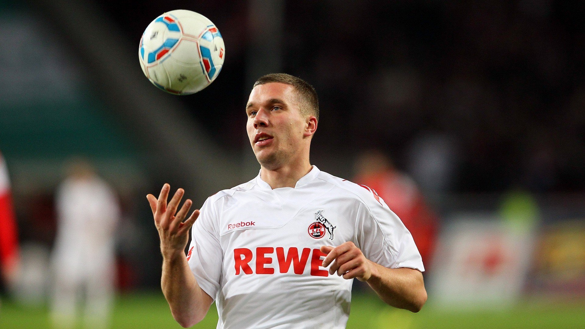 今日足球赛事热门推荐,今日足球比赛赛程表